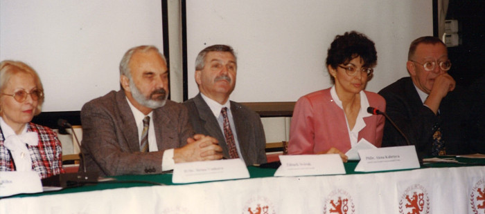 Jedna z prvních odborných konferencí Svazu paraplegiků, 1996