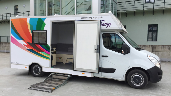 bezbarierovy-obytny-automobil.jpg