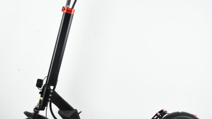 kolobezka-el-ko-800w-10-4-ah-11.jpg.big.jpg