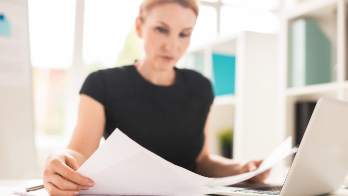 preparing-financial-report.jpg