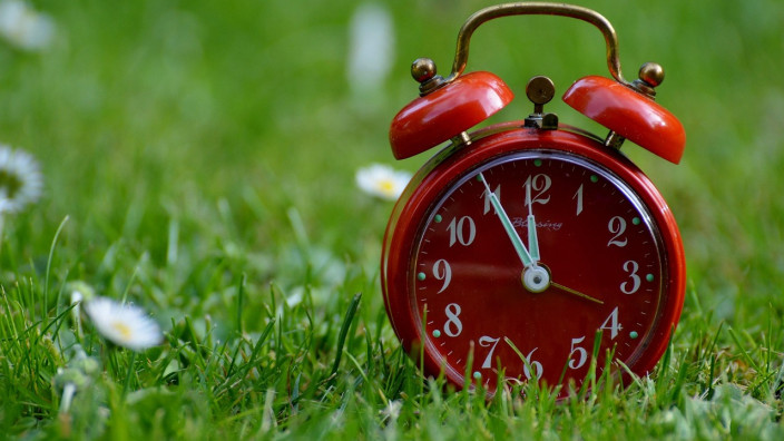 the-eleventh-hour-758723_1280.jpg