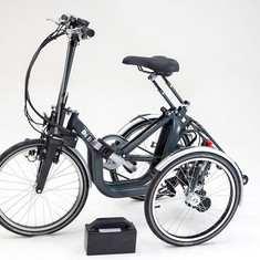 triciclo-a-motore-elettrico-pieghevole-di-blasi-r34_3-900x600.jpg